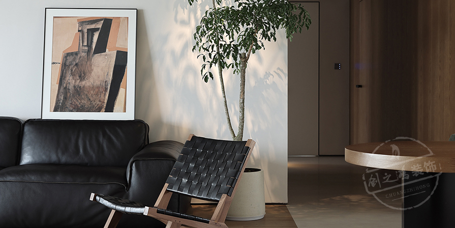 中海·左岸源境105㎡極簡(jiǎn)風(fēng)格三居室裝修案例